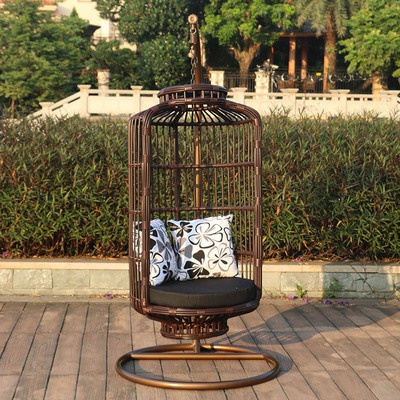 Подвесное кресло из ротанга Bird's cage