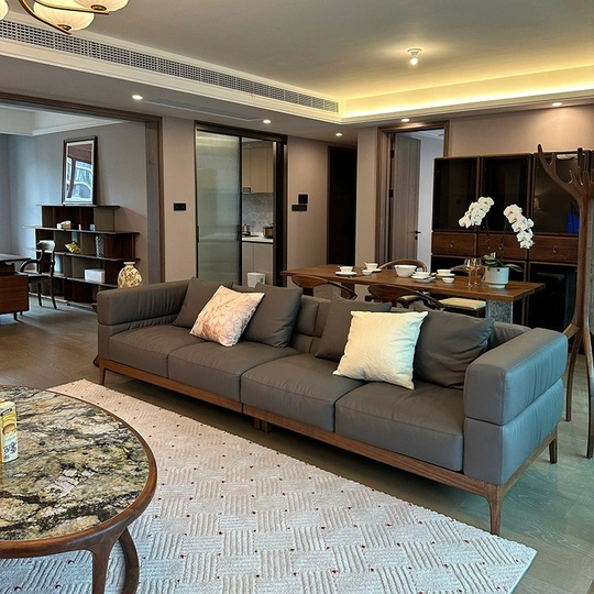 Прямой диван Bess орех, кожа, 320*92*73 см