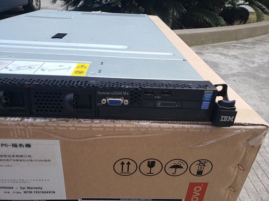 Сервер IBM X3550 M4