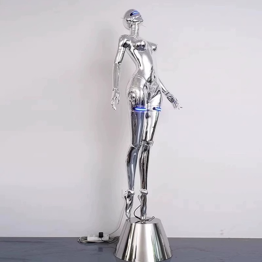 Торшер Cyberwomen хром 73*50*180 см, LED, кнопка, смола, стекловолокно, 24 Вт