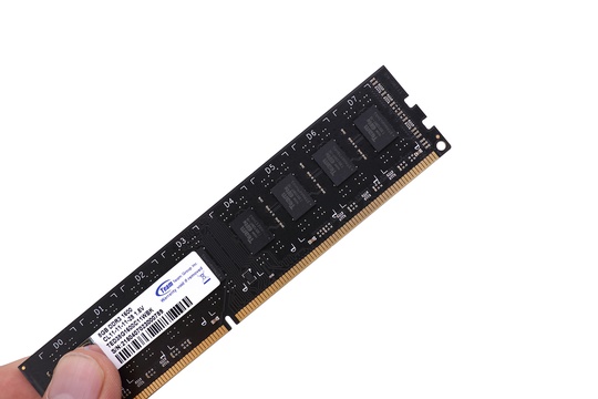 Оперативная память Team 8G 1600 DDR3