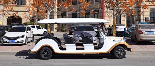 Электромобиль Volt 490*154*200 см, 72v батарея, 4000w мощность, гидравлический тормоз, 9 вместимость, до 40 км/ч скорость, 30 градусов угол подъема, mp3 плеер, 165 70 r12 размер шин, китай производство, 800 кг вес