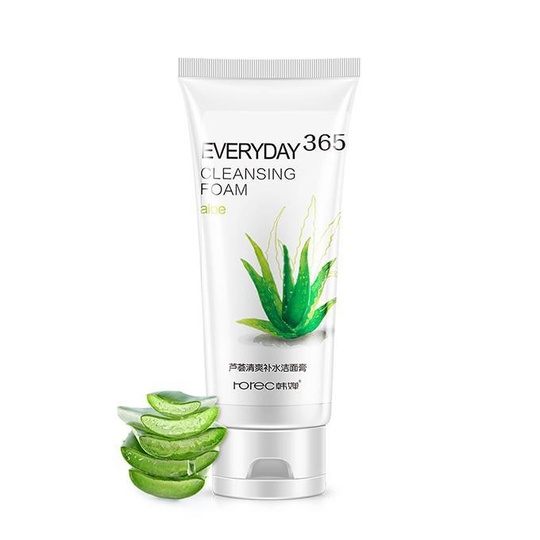 Увлажняющая пенка с алоэ Everyday 365