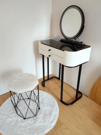 Туалетный стол Coeris белый 70×78×40 см – стильный макияжный уголок