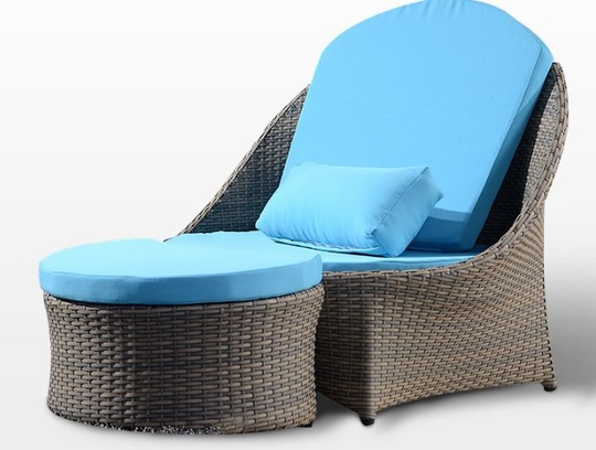 Кресло из ротанга Gliding