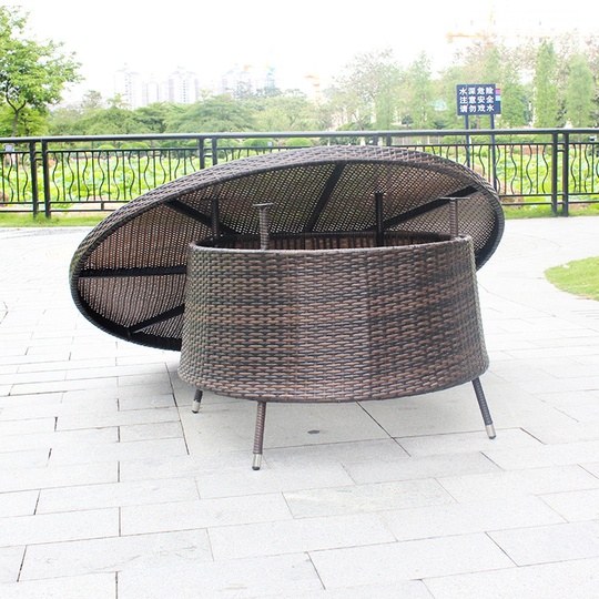 Стол из ротанга Capilano