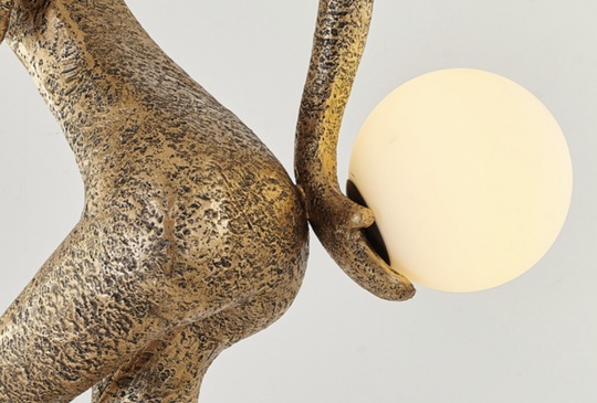 Напольный светильник золотой. Сила света - 215 см, E27, 15 Вт