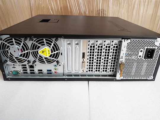 Сервер Lenovo ThinkStation C30