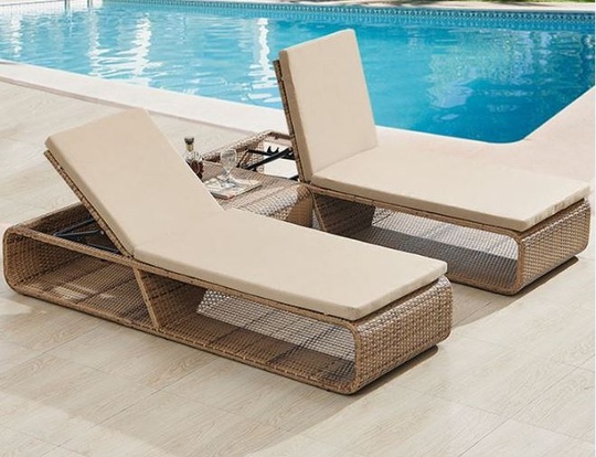 Шезлонг из ротанга Anash