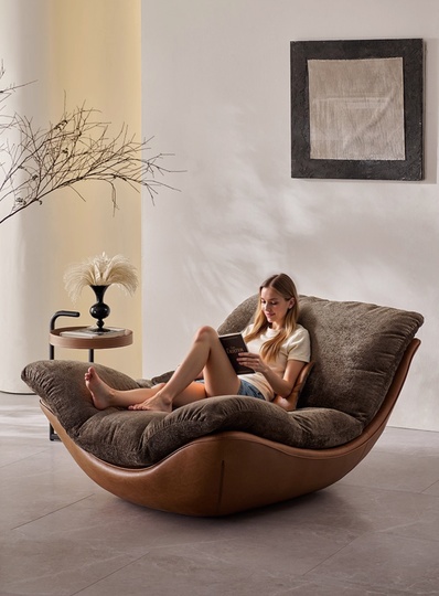 Дизайнерское кресло коричневое, 107*152*80 см, кожа, ткань, итальянский стиль