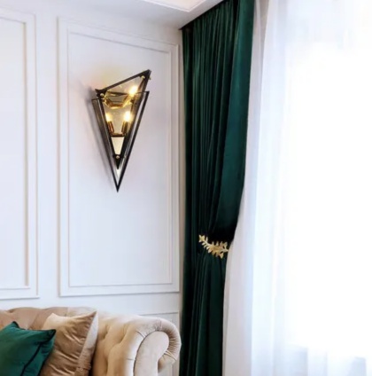 Настенный светильник, Бра - треугольник на стену MAIHEMAI NMIR, E27