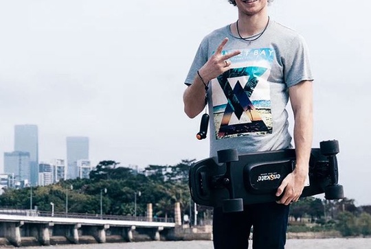 Электроскейтборд Volt 88*22*14 см, 36V 2500mah, 450w, до 35 км/ч, 15 км, 4 часа зарядка, с пультом, из китая, 6.8 кг