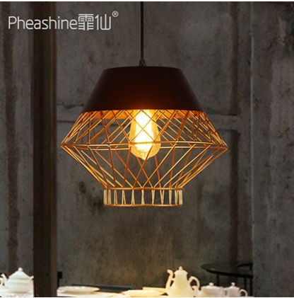 Люстра постмодернистский ресторан бар