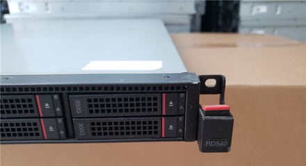 Сервер Lenovo ThinkServer RD540