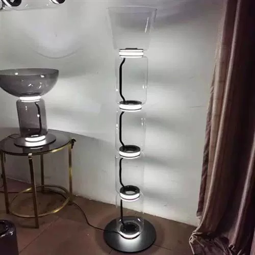 Торшер черный Elymtrex, 28*28*153 см, LED, металл, 20 Вт