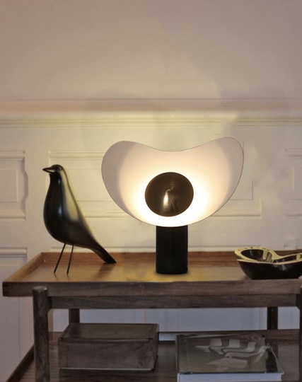 Настольная лампа Levien, 35*37 см, черно-белого цвета с золотом