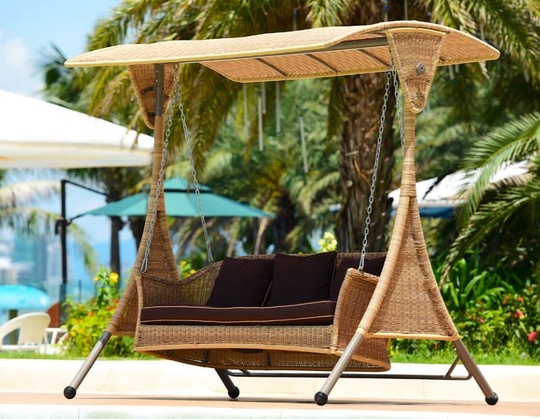 Качели садовые из ротанга Sawadika