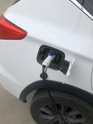 Портативное Зарядное Устройство CD