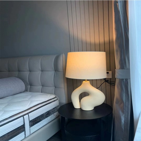 Настольная лампа, белая, BLANG, 30*45, смола, ткань