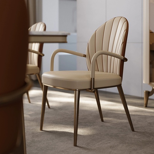 Итальянский обеденный стул Elavo 56*86*62 см, кожа 5 класса