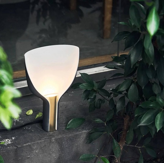 Настольная лампа XILU 22*34, смола, черный, белый