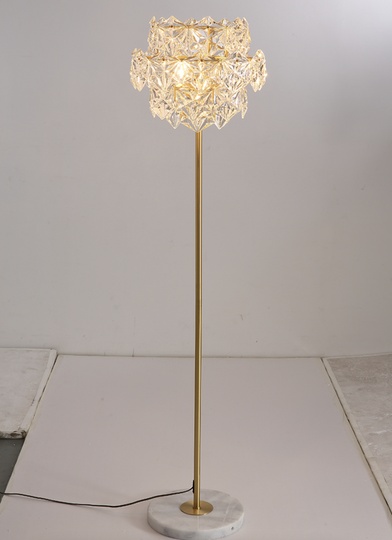 Напольный светильник золотой со стеклом Scale, E27, 5 Вт