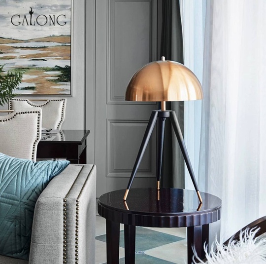 Настольная лампа ROCKET 35*65, античная бронза, черный, металл