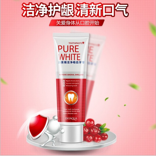 Отбеливающая зубная паста с экстрактом клюквы